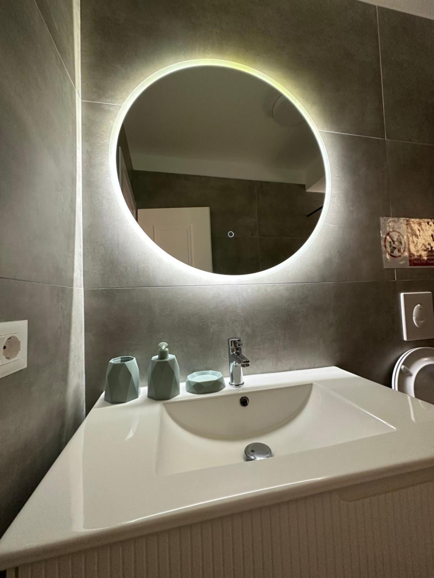 Luxury Center Apartments Tirana Exterior photo